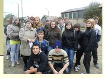 Димитрова (Сладкая) Галина Васильевна, выпуск 1971 года, достойная продолжательница огромной династии педагогов района.Учитель математики МКОУ СОШ №1 г. Пудожа, 15 лет( если не больше) работает заместителем директора по учебно-воспитательной работе.